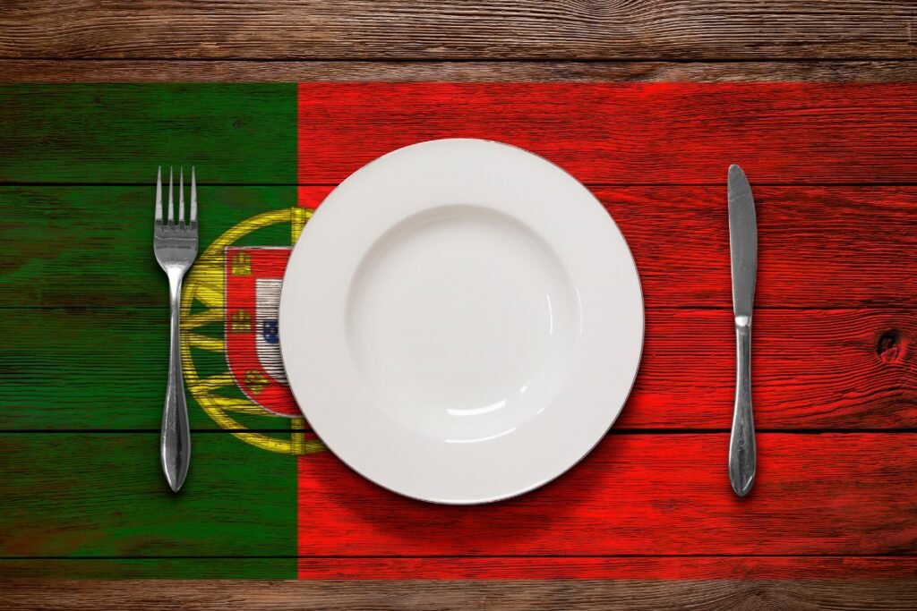 bandera portuguesa y plato